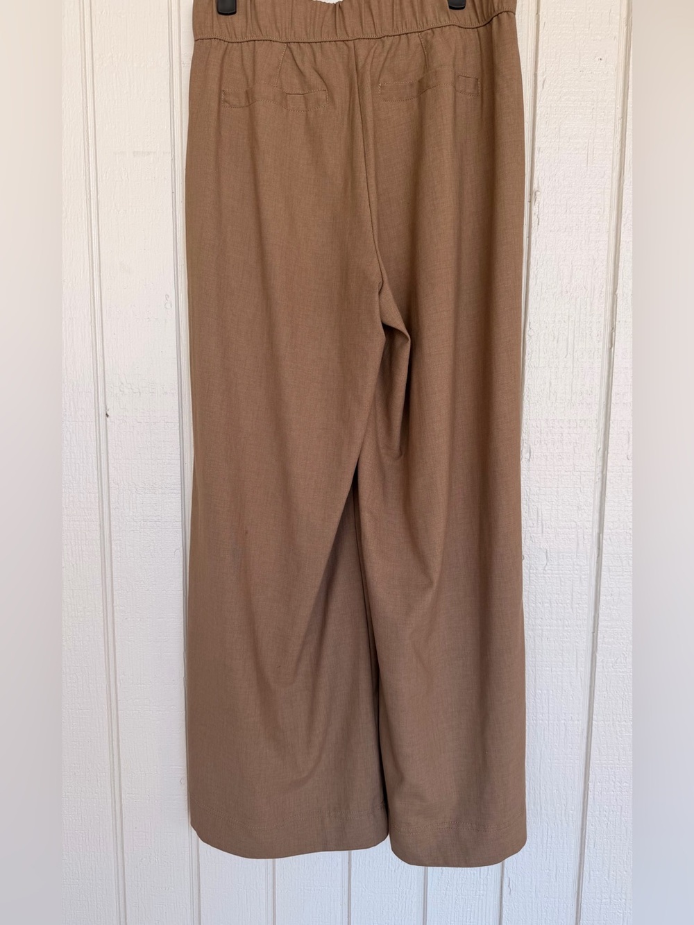 Democracy Petite Medium Wide-Leg Pull-On Pants in Camel Brown - Picture 2 of 9